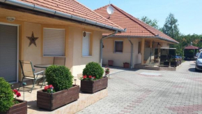 Hochwertiges Ferienhaus Steffi mit Terrasse, Balatonberény